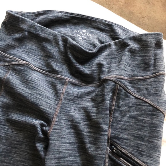 Athleta Women’s M Legging - Picture 4 of 4
